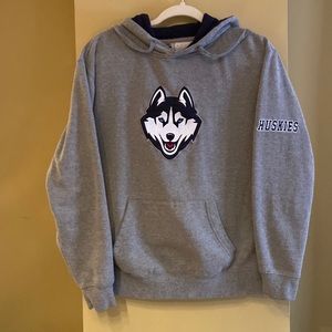 Stadium Athletics UConn Huskies Size M Sweatshirt /Hoodie